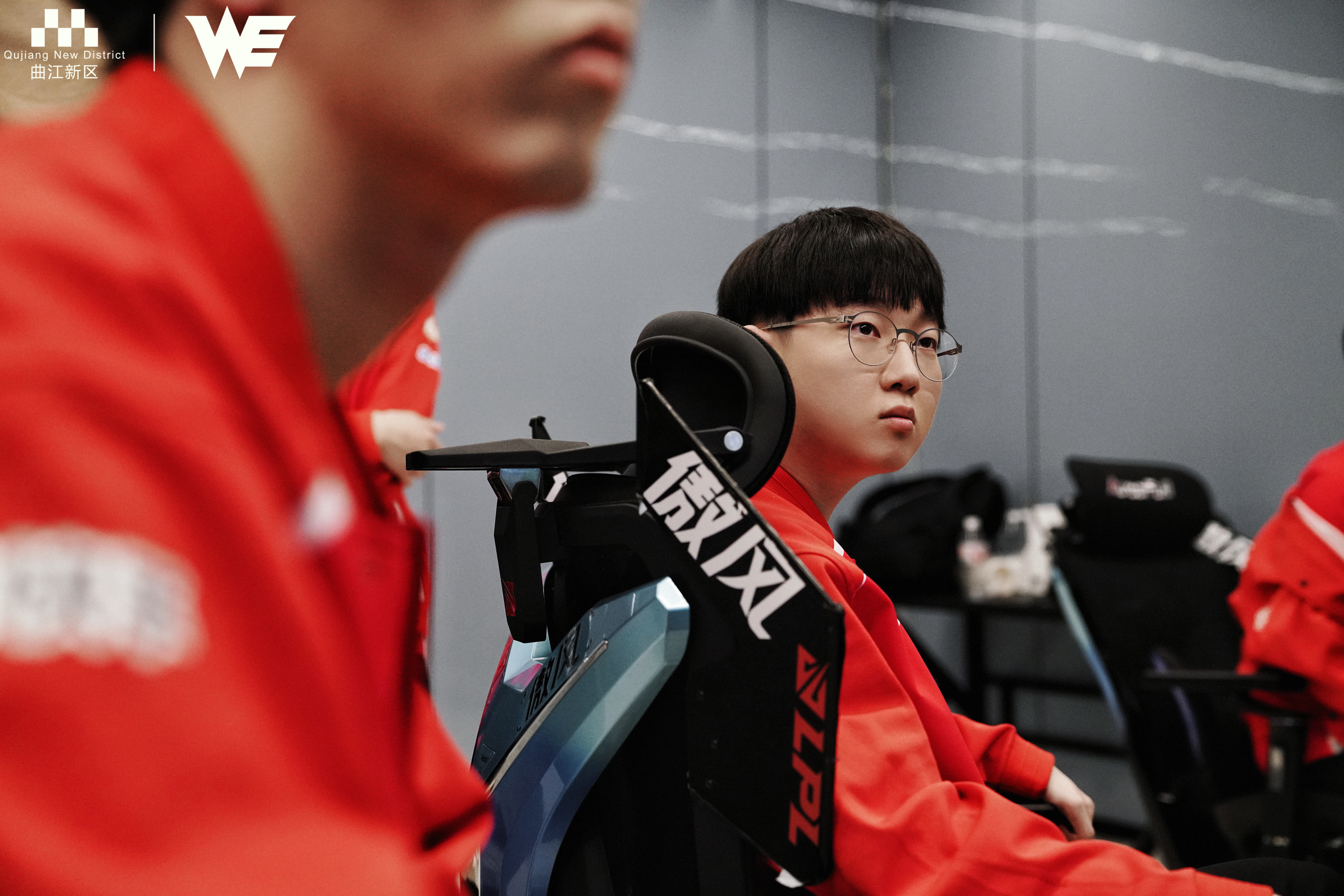 LPL选手爆冷获胜，专家预测失准