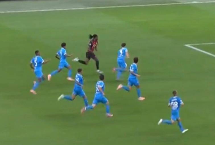 中国完胜韩国，莫德里奇高光表现