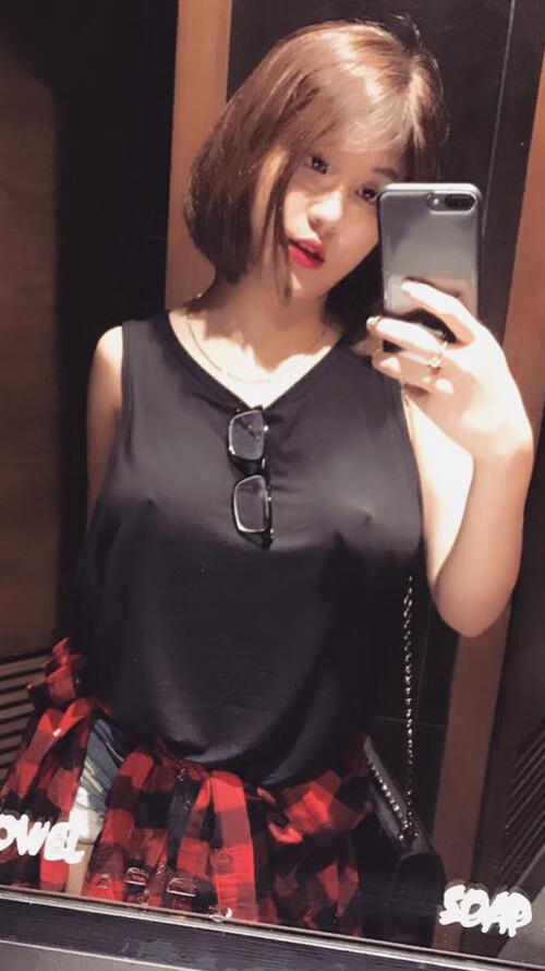 绿茵幽灵进球者，当亚特兰大防线遇见多特蒙德的莱万记忆