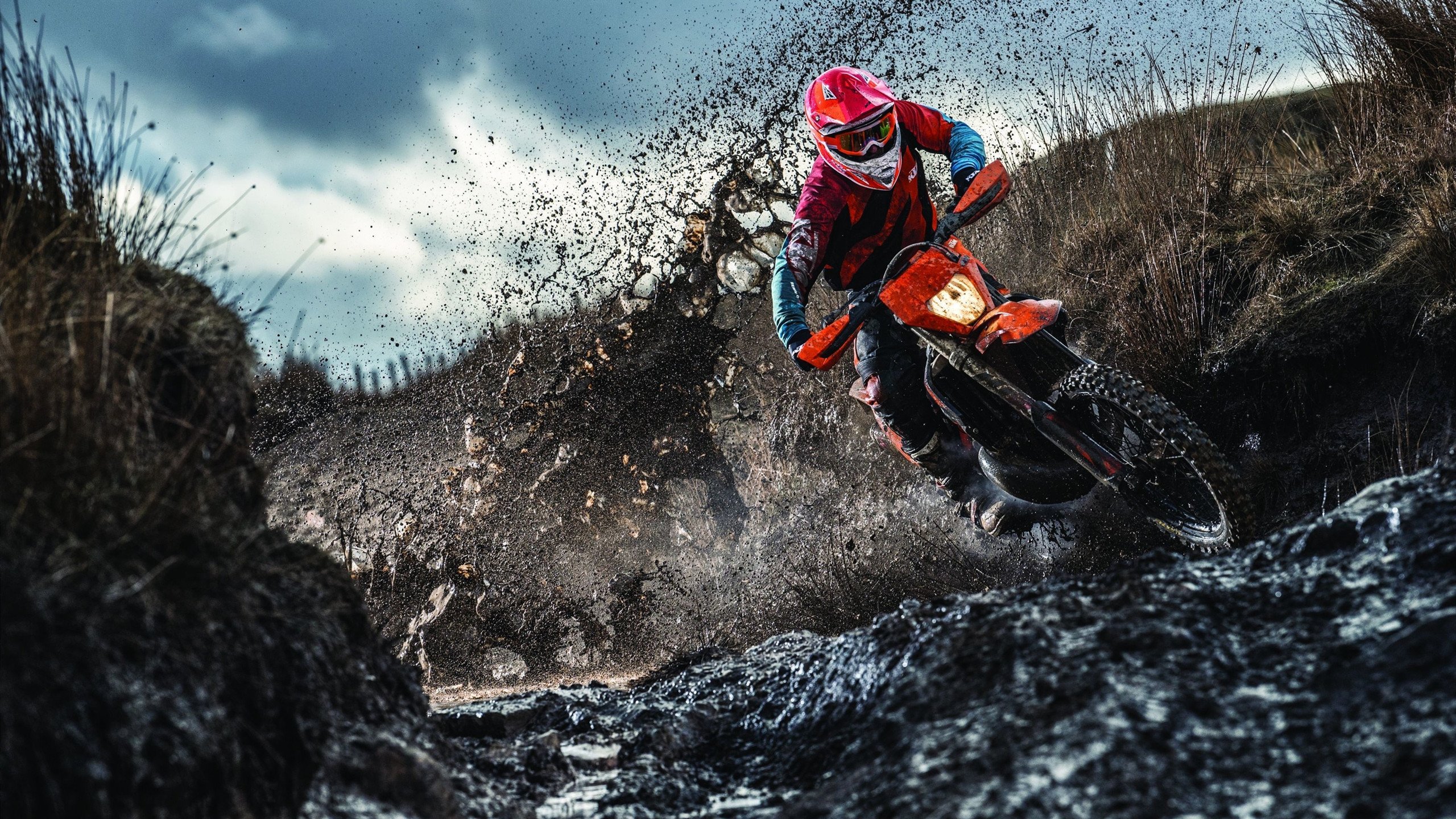 短兵相接的智慧，乌拉圭用连续得分压制法国，阿尔瓦雷斯成关键先生