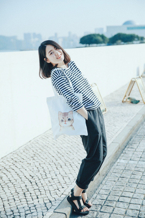 从尼斯血拼到那不勒斯赛场，阿克的节奏完全掌控