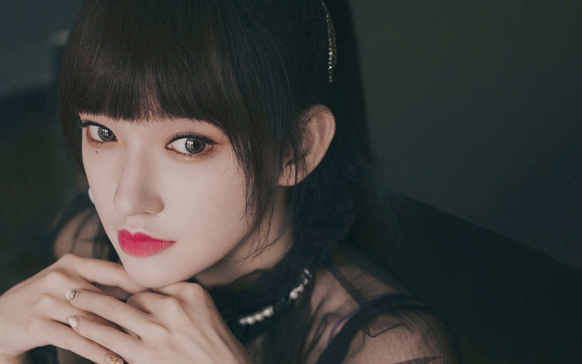 绿茵硝烟与篮球王座,双城记里的胜负哲学